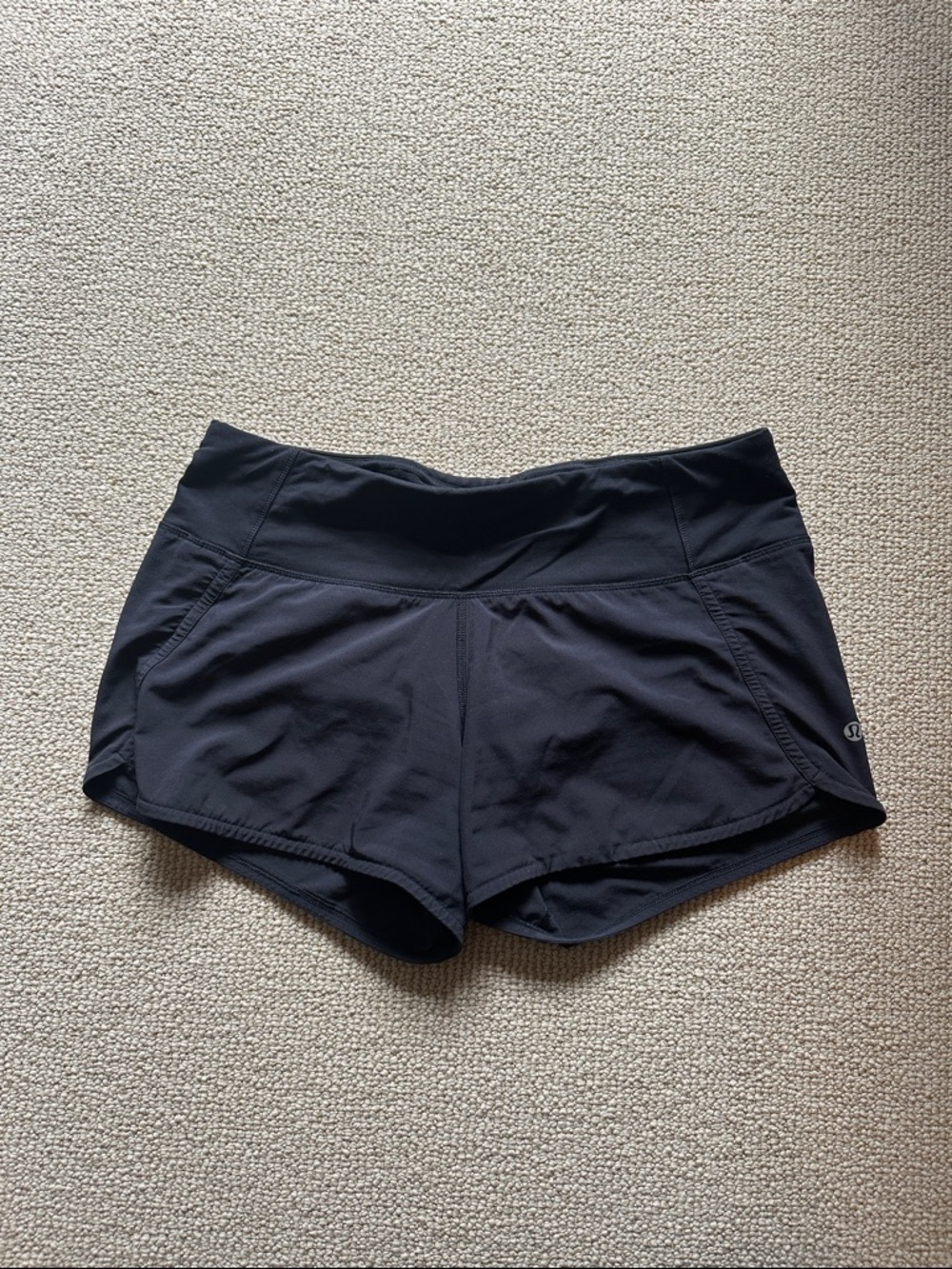 Lululemon Athletica Speed Up Short 2.5”